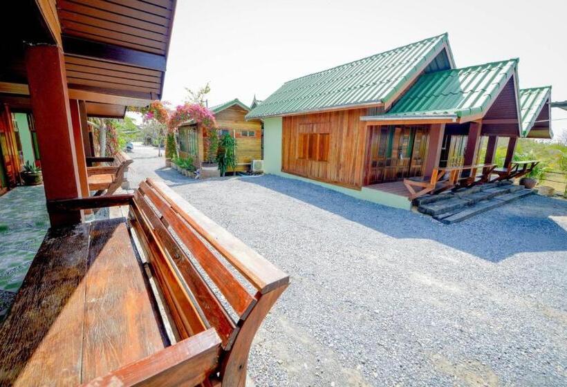 Mrk Resort & Massage