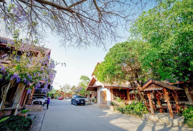 Mrk Resort & Massage