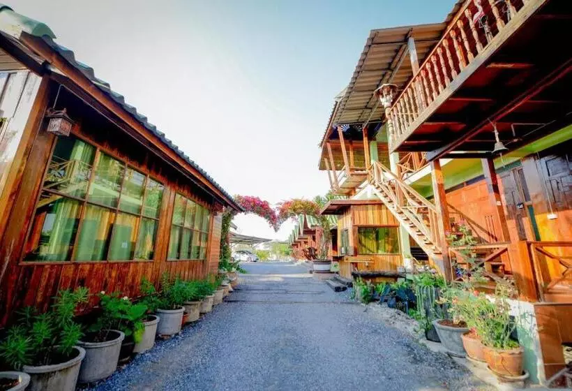 Mrk Resort & Massage