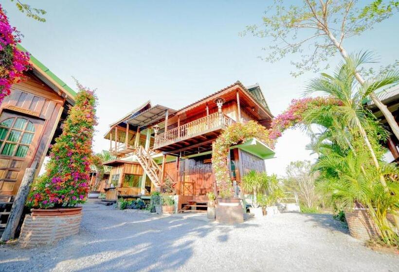 Mrk Resort & Massage