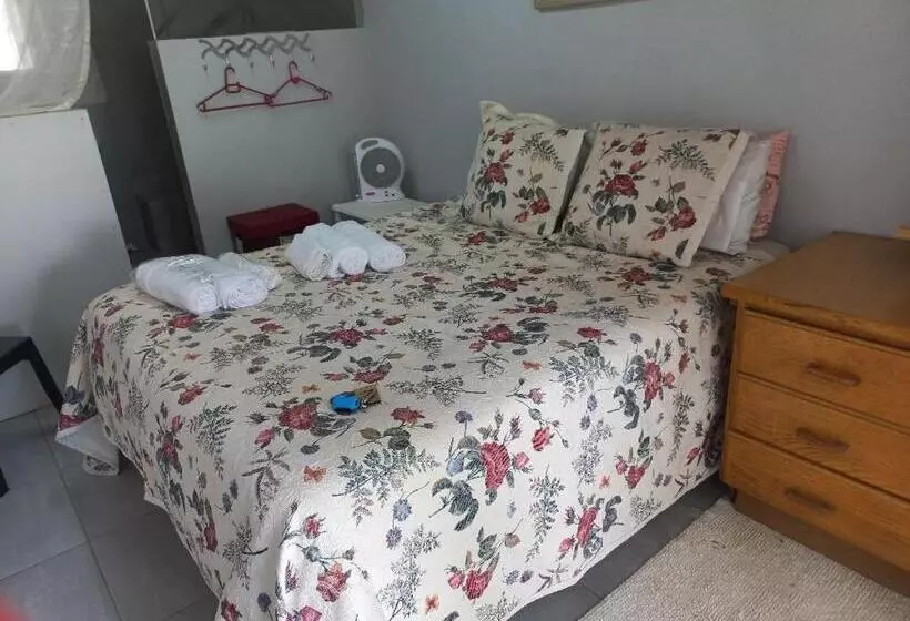 Majatalo Sugarbush & Burgundy