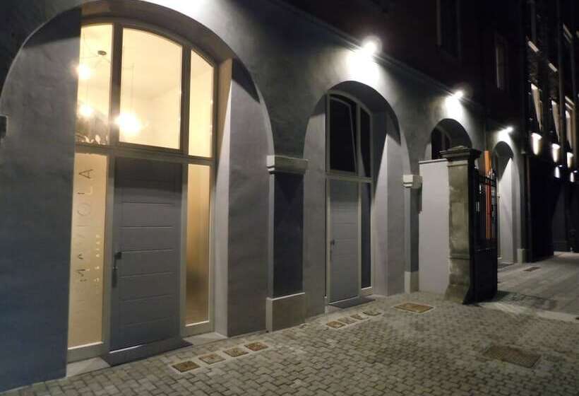 Piumaviola Beds & Apartments