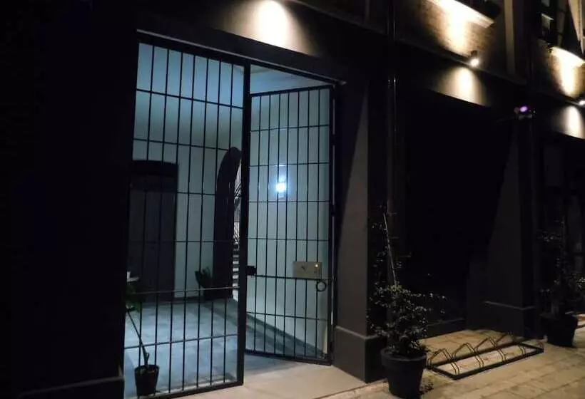 Piumaviola Beds & Apartments