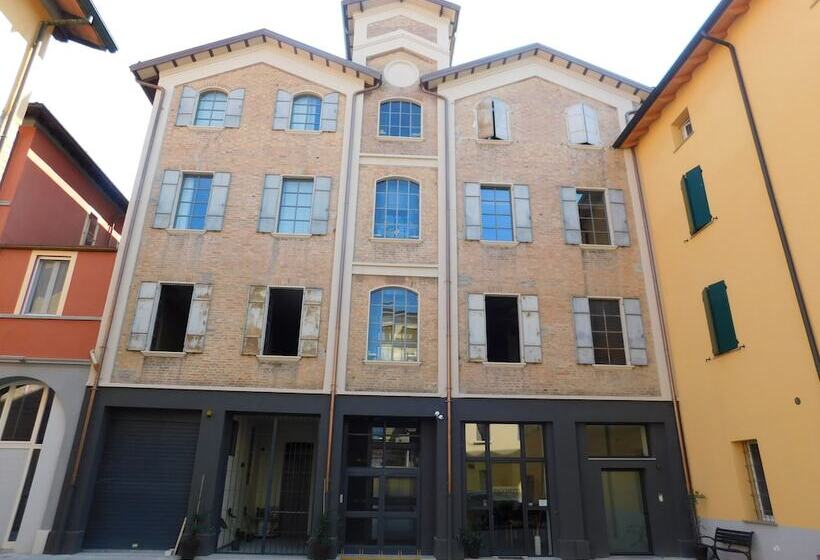 Piumaviola Beds & Apartments