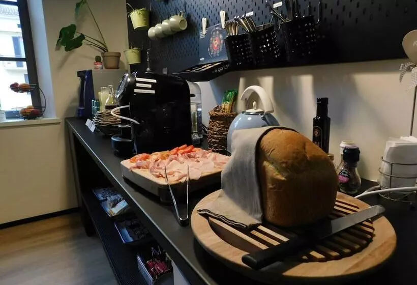 Piumaviola Beds & Apartments