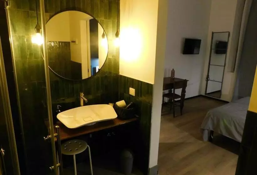 Piumaviola Beds & Apartments