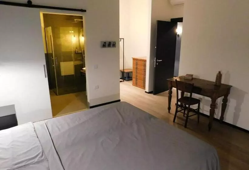 Piumaviola Beds & Apartments