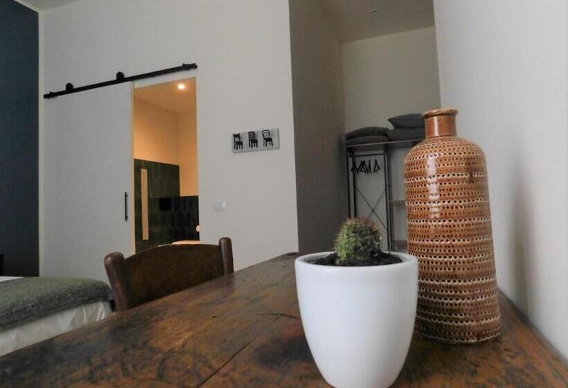 Piumaviola Beds & Apartments