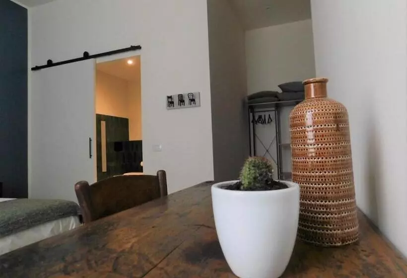 Piumaviola Beds & Apartments