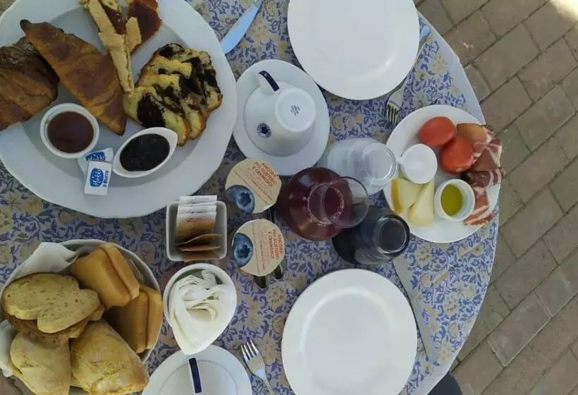 Retkeilymaja Valdorcia Belvedere B&b