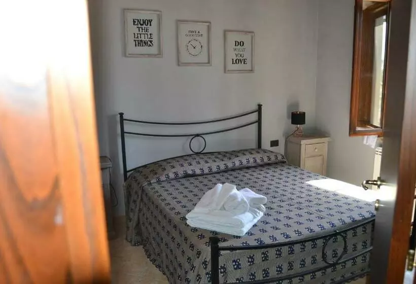 Retkeilymaja Valdorcia Belvedere B&b