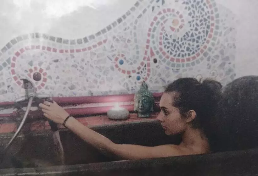 Aamiaismajoitus (B&B) Bains De Secours, Chambres D Hotes