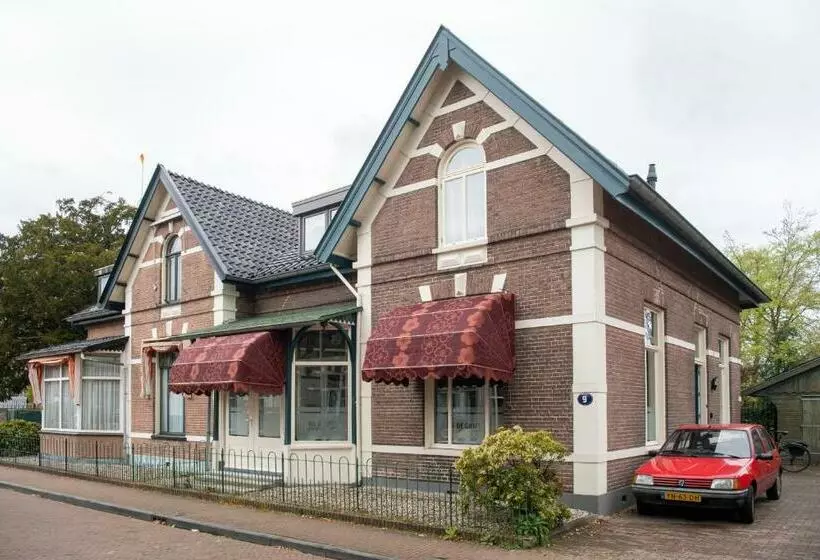 ベッドアンドブレックファースト De Grift