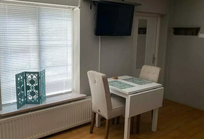 ベッドアンドブレックファースト De Posthoorn