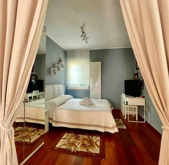 تختخواب و صبحانه Piccola Suite