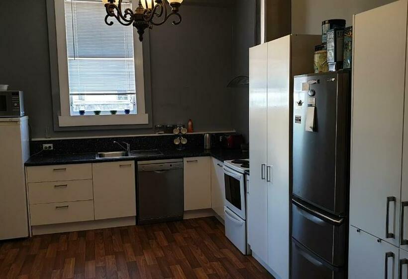 민박 Royal Accommodation