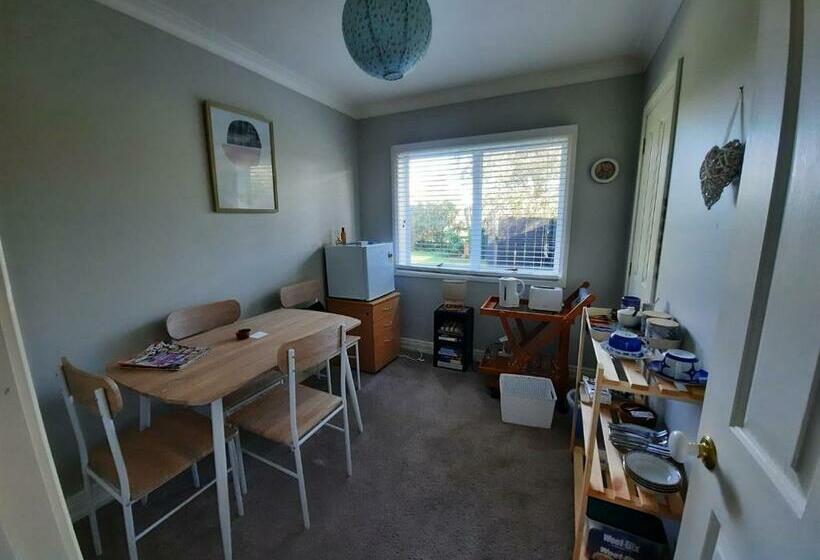 Tui Glade Bed And Breakfast