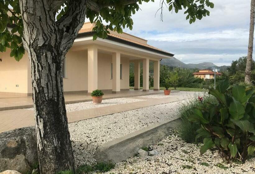 تختخواب و صبحانه Villa Vittoria