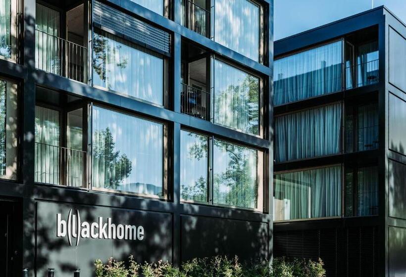 Blackhome Innsbruck City South I Contactless Check In