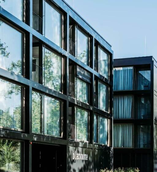 Blackhome Innsbruck City South I Contactless Check In