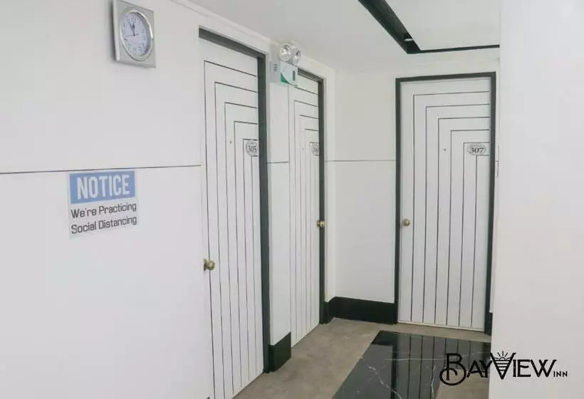 Hotelli Bay View Inn