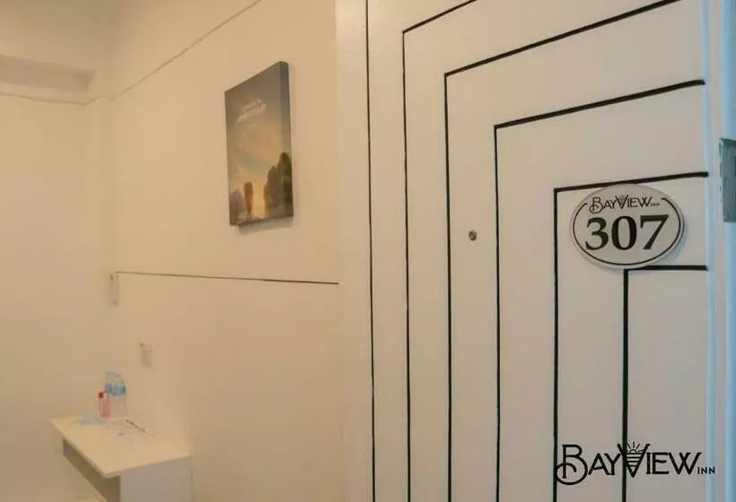 Hotelli Bay View Inn