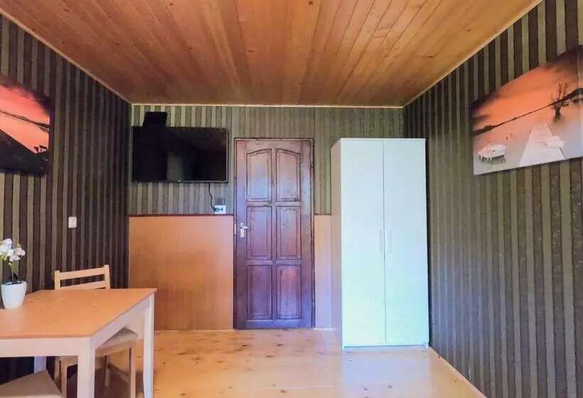 ホテル Gosztonyi Villa