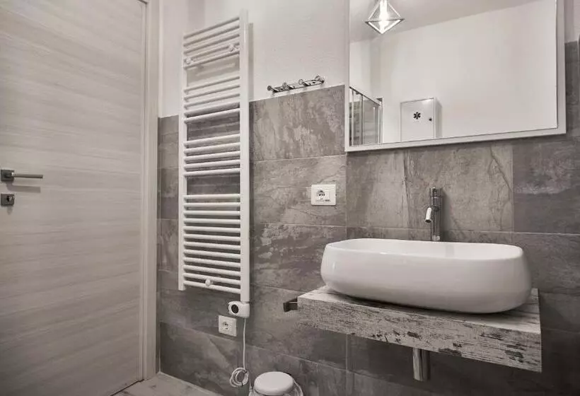 Majatalo Eureka Room & Breakfast