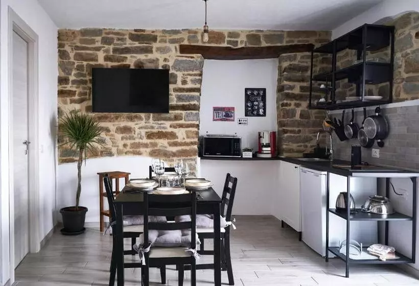 Majatalo Eureka Room & Breakfast