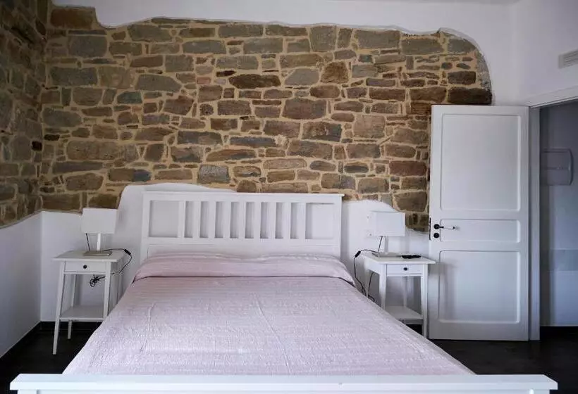 Majatalo Eureka Room & Breakfast