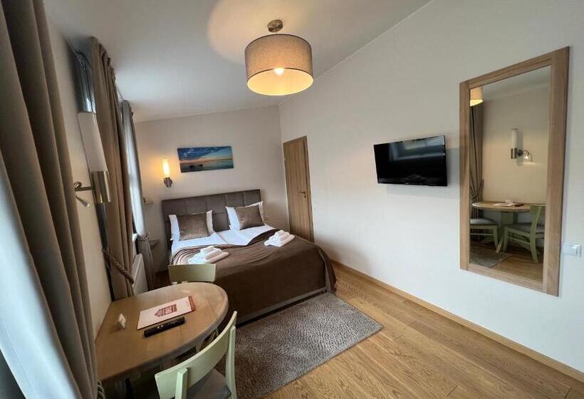 1912 Bed & Breakfast