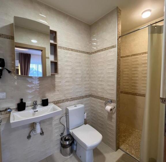 1912 Bed & Breakfast