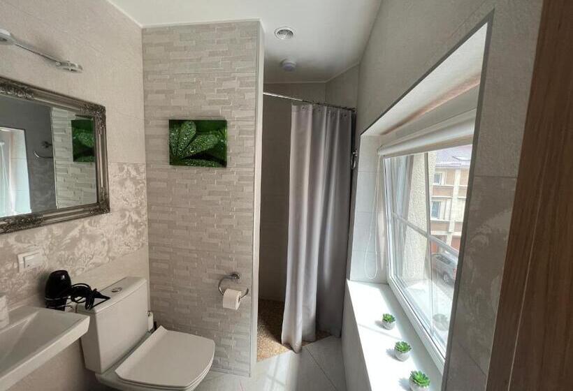 1912 Bed & Breakfast