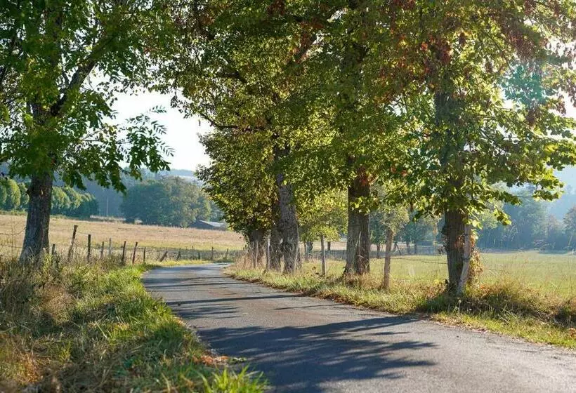 Aamiaismajoitus (B&B) Aux Peupliers