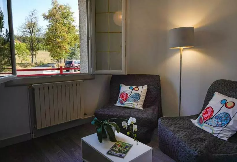 Aamiaismajoitus (B&B) Aux Peupliers