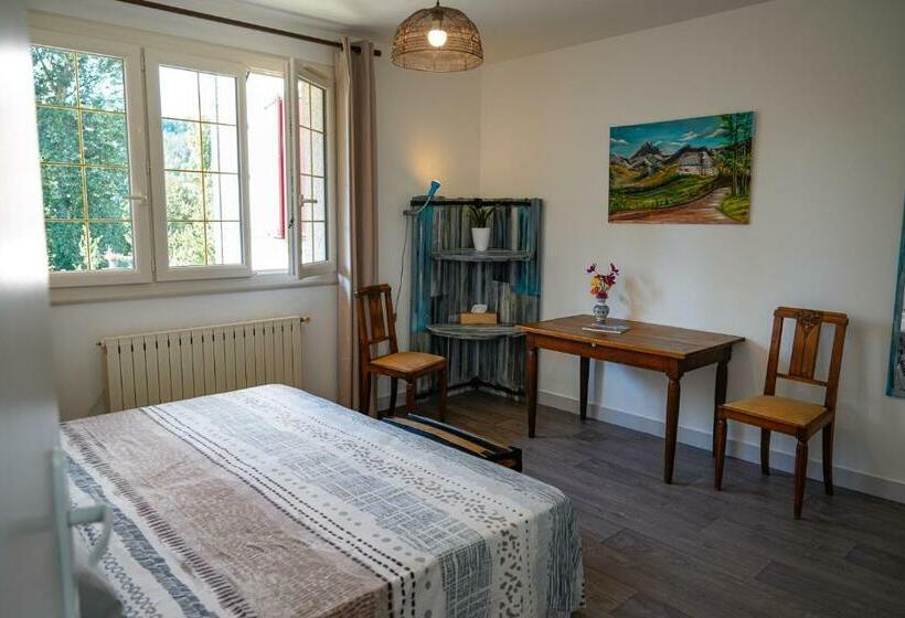 مبيت وإفطار Aux Peupliers