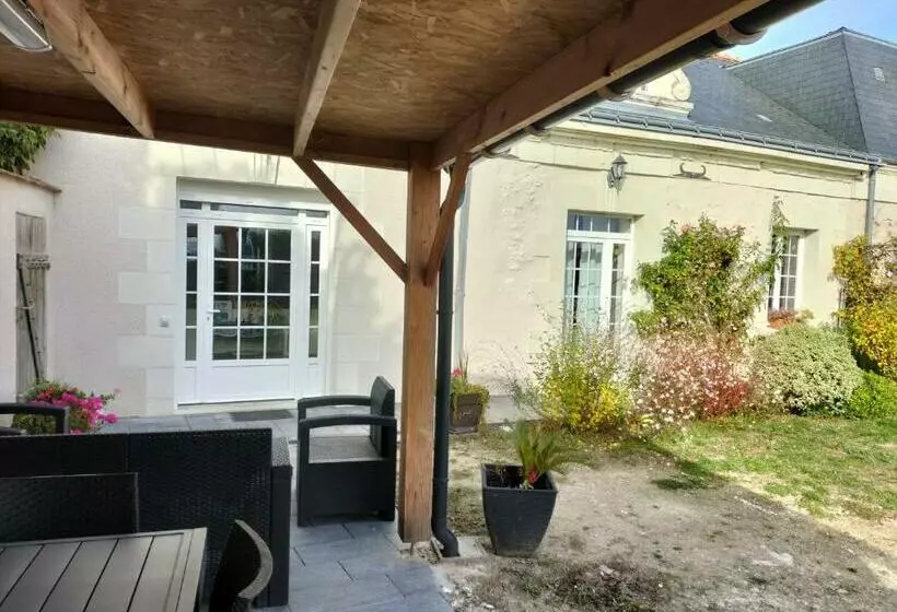 Aamiaismajoitus (B&B) Le Clos Des Augers. Chambre Descartes