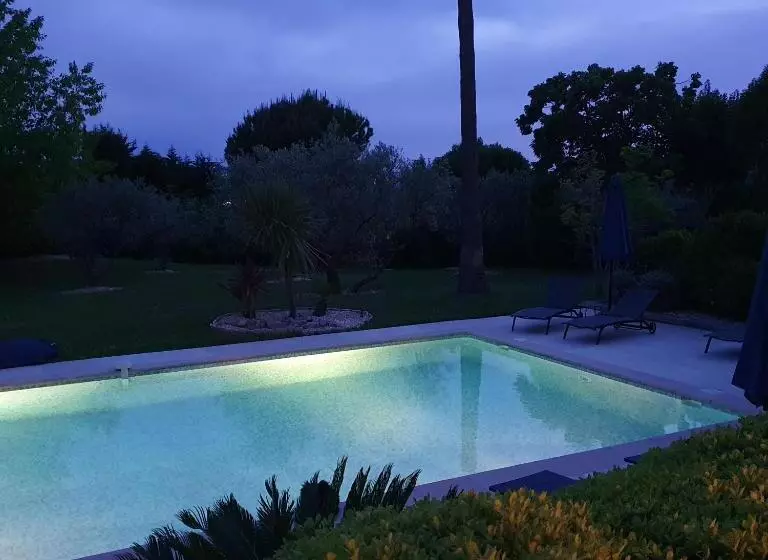 Aamiaismajoitus (B&B) Le Domaine Des Mûriers   Charme, Chic, Calme En Provence Côte D Azur