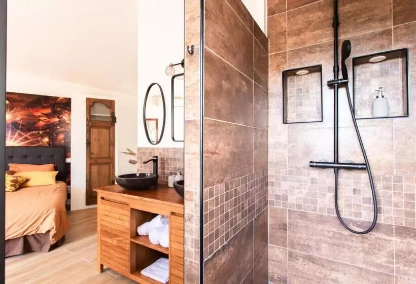 Aamiaismajoitus (B&B) Le Domaine Des Mûriers   Charme, Chic, Calme En Provence Côte D Azur