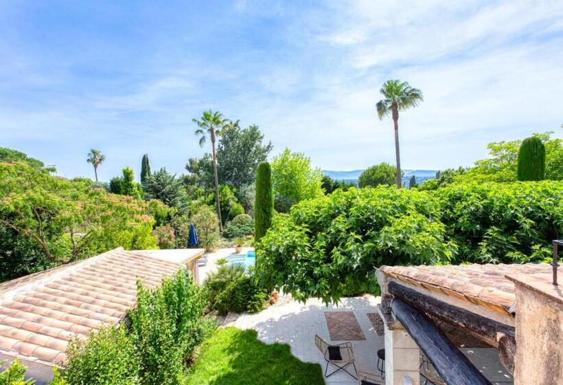 تختخواب و صبحانه Le Domaine Des Mûriers Charme, Chic, Calme En Provence Côte D Azur