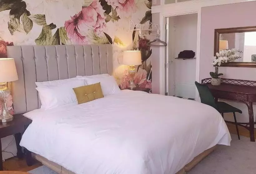 The Bank Hotel & Bistro