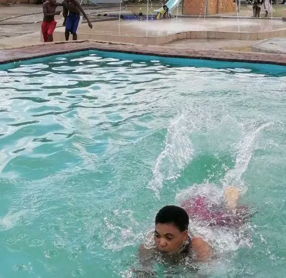 ペンション Matlapeng Country Estate