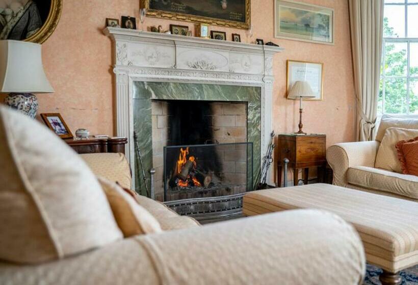 بنسيون Altido Seasyde House   Historic Stately Home In Perthshire