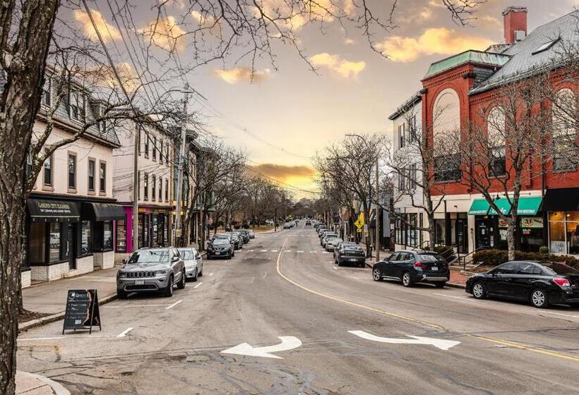 The Inn At Newton Highlands