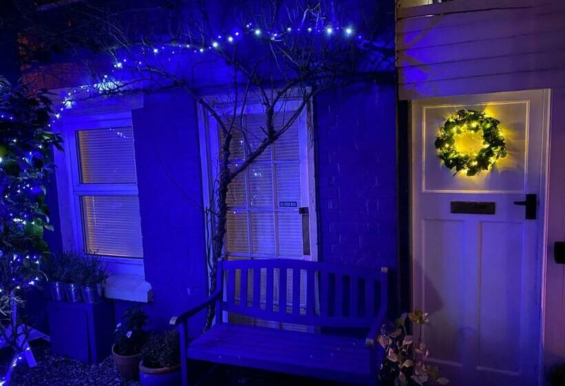 Bed and Breakfast Prince Cottage