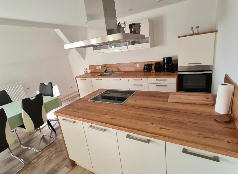 Gästezimmer Treuen Bed & Breakfast