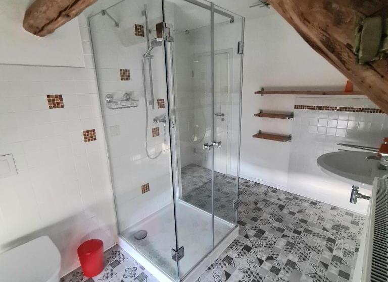 Gästezimmer Treuen Bed & Breakfast