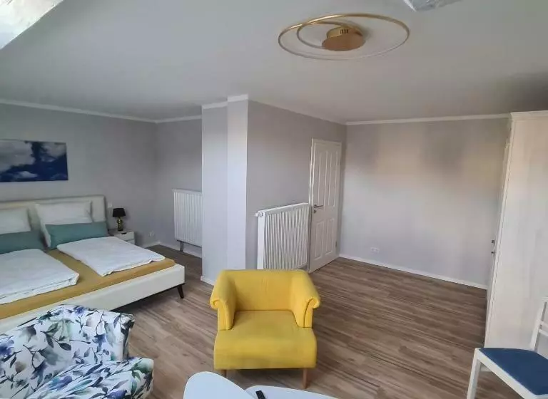 Gästezimmer Treuen   Bed & Breakfast