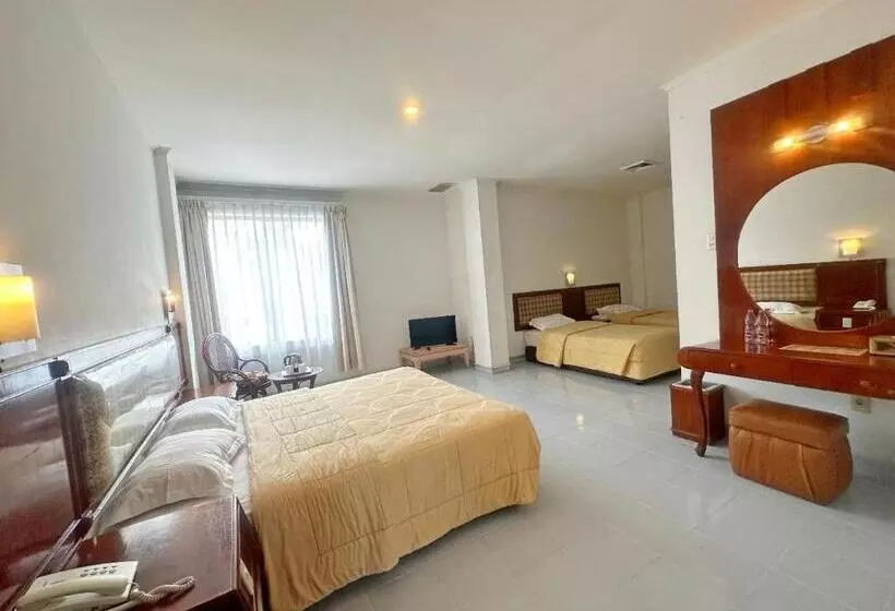 Hotelli Wisata Indah Sibolga