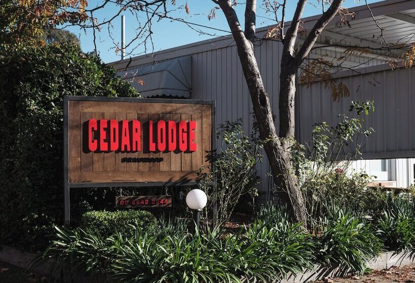 Motel Cedar Lodge